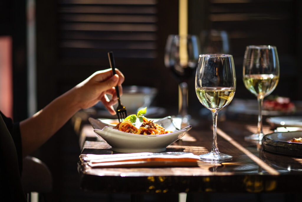 The Ultimate Foodie Guide to Lakes of Windermere: Where to Eat, Sip, and Savor
